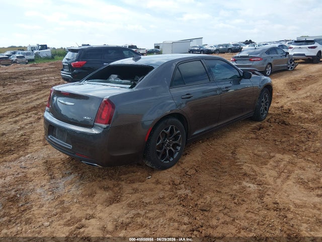 Chrysler 300 300s Awd 2018 2C3CCAGG0JH149331 Image 4