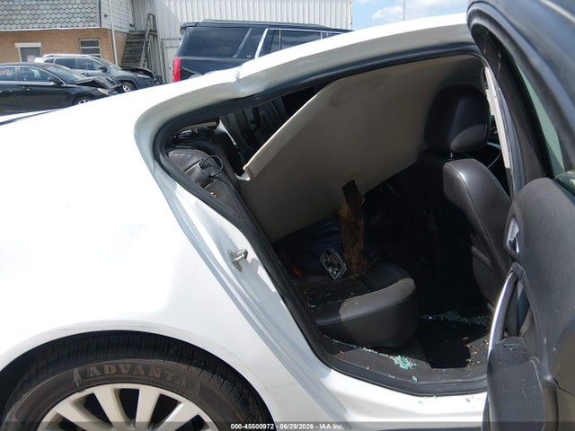 Продажа на аукционе авто 2012 Buick Regal Premium 2, vin: 2G4GT5GK8C9115400, номер лота: 45500972
