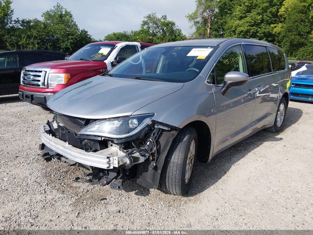 Продаж на аукціоні авто 2017 Chrysler Pacifica Touring Plus, vin: 2C4RC1BG5HR836919, номер лоту: 45500977