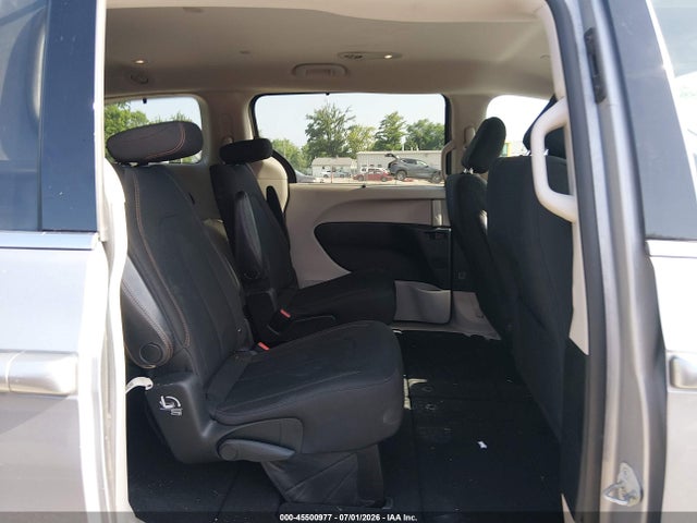 Продаж на аукціоні авто 2017 Chrysler Pacifica Touring Plus, vin: 2C4RC1BG5HR836919, номер лоту: 45500977