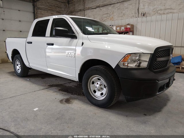 RAM 1500 Tradesman 4x4 5'7 Box 2018 1C6RR7KG3JS300497 головне зображення
