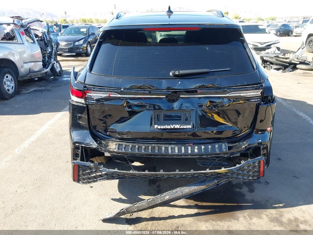 3VVHR7RM9SM069116 Volkswagen Tiguan 2.0t Se R-line Black