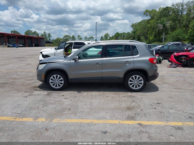Aukcja sprzedaży 2011 Volkswagen Tiguan Se, vin: WVGAV7AX2BW505463, numer aukcji: 45501062