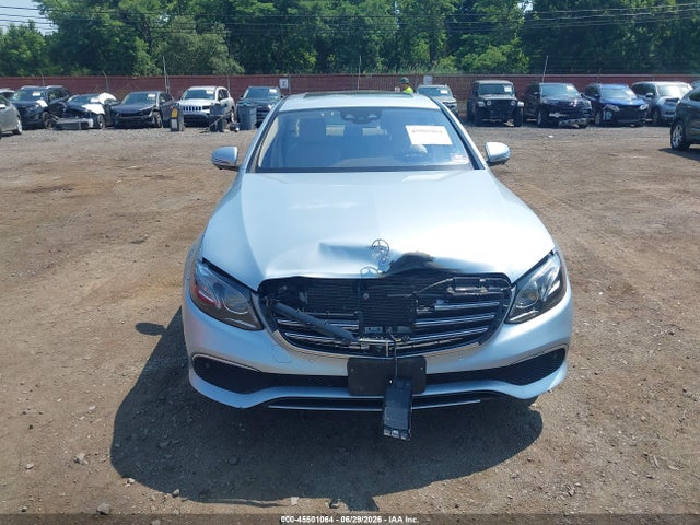 45501064 :رقم المزاد ، WDDZF4KB7JA347998 vin ، 2018 Mercedes-benz E 300 4matic مزاد بيع