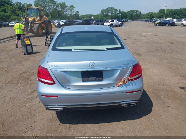 45501064 :رقم المزاد ، WDDZF4KB7JA347998 vin ، 2018 Mercedes-benz E 300 4matic مزاد بيع
