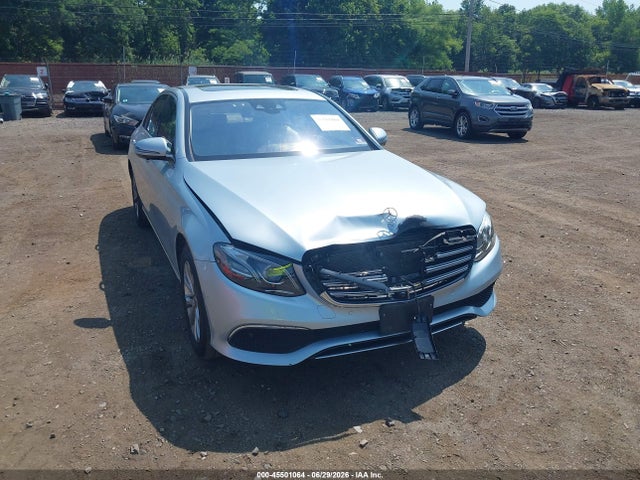 45501064 :رقم المزاد ، WDDZF4KB7JA347998 vin ، 2018 Mercedes-benz E 300 4matic مزاد بيع