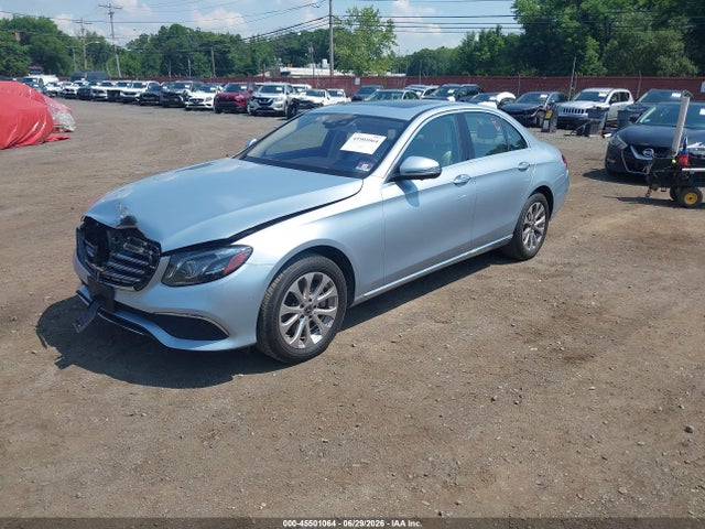 45501064 :رقم المزاد ، WDDZF4KB7JA347998 vin ، 2018 Mercedes-benz E 300 4matic مزاد بيع