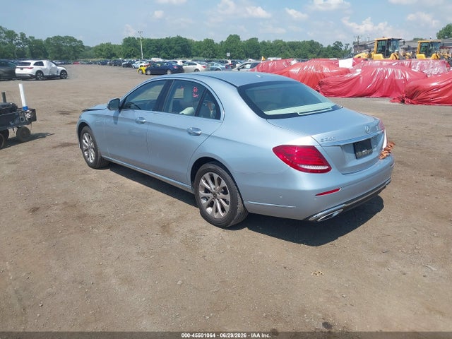 45501064 :رقم المزاد ، WDDZF4KB7JA347998 vin ، 2018 Mercedes-benz E 300 4matic مزاد بيع