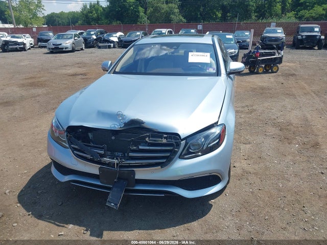 45501064 :رقم المزاد ، WDDZF4KB7JA347998 vin ، 2018 Mercedes-benz E 300 4matic مزاد بيع
