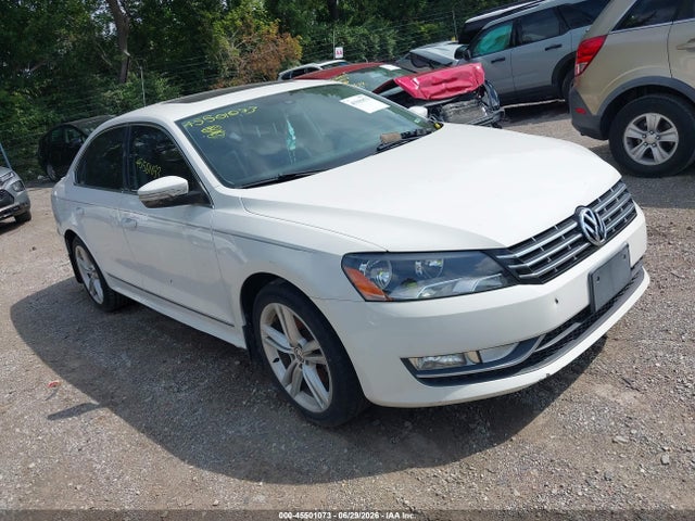 Aukcja sprzedaży 2014 Volkswagen Passat 2.0l Tdi Sel Premium, vin: 1VWCN7A37EC037565, numer aukcji: 45501073