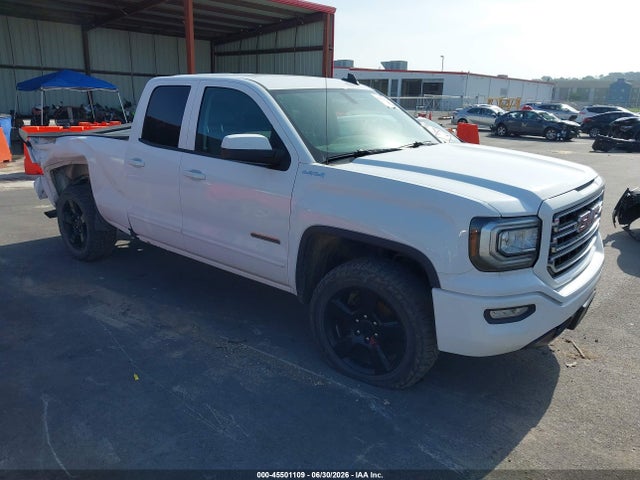 45501109 :رقم المزاد ، 1GTV2LEH4HZ295000 vin ، 2017 Gmc Sierra 1500 مزاد بيع
