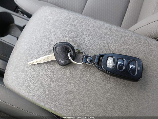 5NPD74LF0LH609973 Hyundai ELANTRA SE