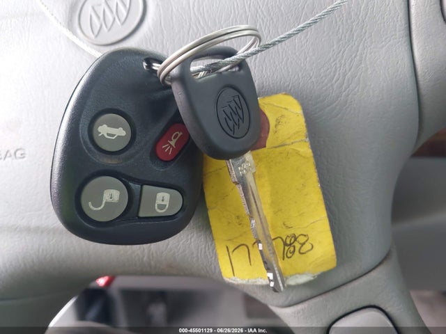 45501129 :رقم المزاد ، 1G4HR54K51U275614 vin ، 2001 Buick Lesabre Limited مزاد بيع