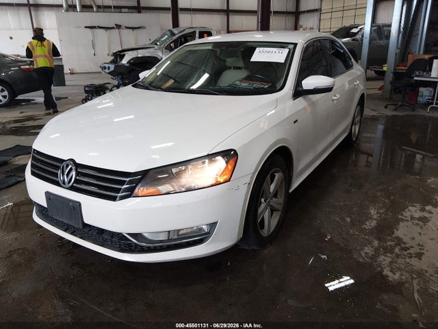 Продаж на аукціоні авто 2015 Volkswagen Passat 1.8t Limited Edition, vin: 1VWAT7A32FC105785, номер лоту: 45501131