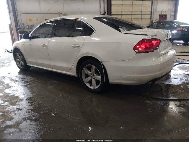 Продаж на аукціоні авто 2015 Volkswagen Passat 1.8t Limited Edition, vin: 1VWAT7A32FC105785, номер лоту: 45501131