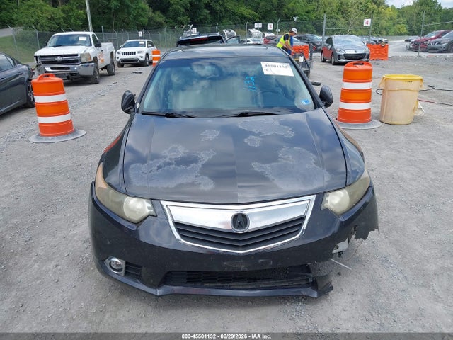 45501132 :رقم المزاد ، JH4CU2F68BC015712 vin ، 2011 Acura Tsx 2.4 مزاد بيع