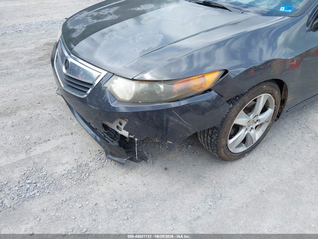 45501132 :رقم المزاد ، JH4CU2F68BC015712 vin ، 2011 Acura Tsx 2.4 مزاد بيع