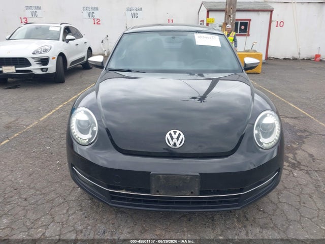 45501137 :رقم المزاد ، 3VWVT7AT6DM680713 vin ، 2013 Volkswagen Beetle 2.0t Fender Edition مزاد بيع