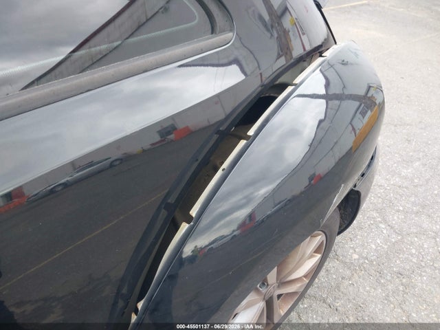 45501137 :رقم المزاد ، 3VWVT7AT6DM680713 vin ، 2013 Volkswagen Beetle 2.0t Fender Edition مزاد بيع