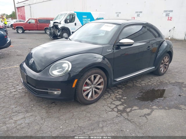 45501137 :رقم المزاد ، 3VWVT7AT6DM680713 vin ، 2013 Volkswagen Beetle 2.0t Fender Edition مزاد بيع
