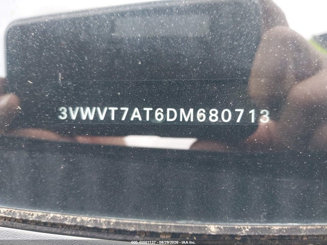 45501137 :رقم المزاد ، 3VWVT7AT6DM680713 vin ، 2013 Volkswagen Beetle 2.0t Fender Edition مزاد بيع