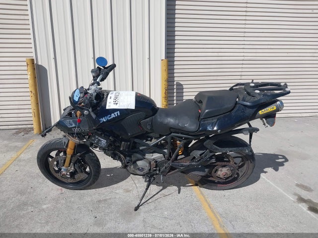 Продажа на аукционе авто 2006 Ducati Multistrada 1000 Ds, vin: ZDM1VABP96B017760, номер лота: 45501239