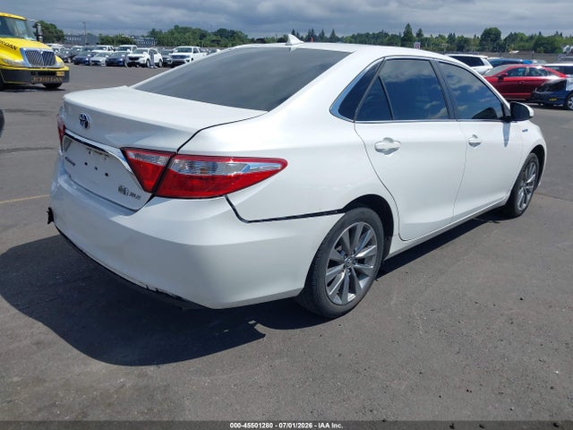 4T1BD1FKXHU217454 Toyota Camry Hybrid Xle