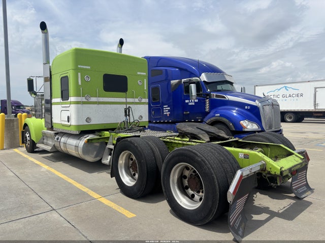Auction sale of the 2019 Kenworth W900, vin: 1XKWD49X1KJ249236, lot number: 45501308