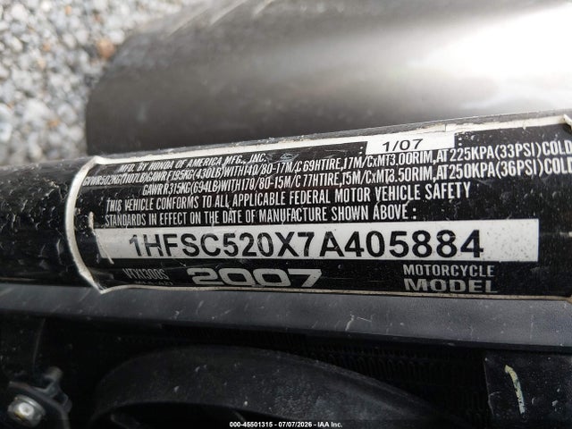 45501315 :رقم المزاد ، 1HFSC520X7A405884 vin ، 2007 Honda Vtx1300 S مزاد بيع