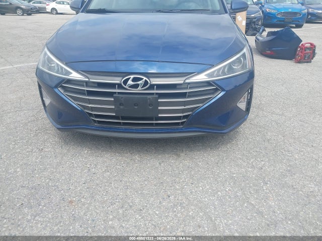 Продажа на аукционе авто 2020 Hyundai Elantra Se, vin: 5NPD74LF9LH615867, номер лота: 45501323