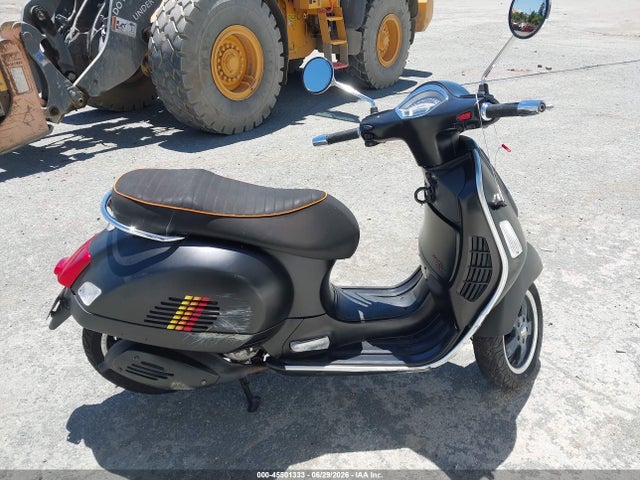 Vespa Gts 300 Super 2015 ZAPM459L0F5100349 Image 12