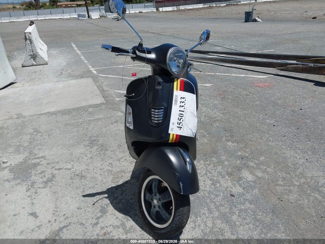 Vespa Gts 300 Super 2015 ZAPM459L0F5100349 Image 5