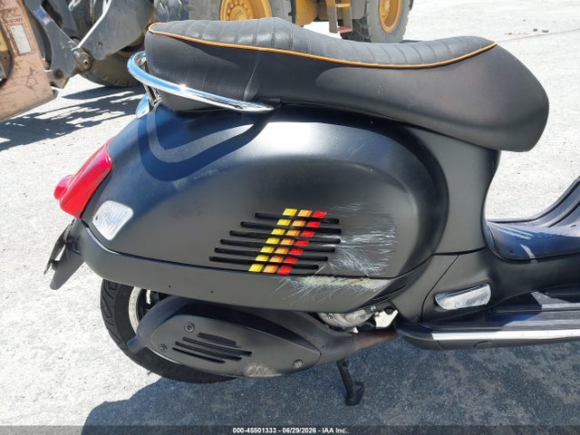 Vespa Gts 300 Super 2015 ZAPM459L0F5100349 Image 8