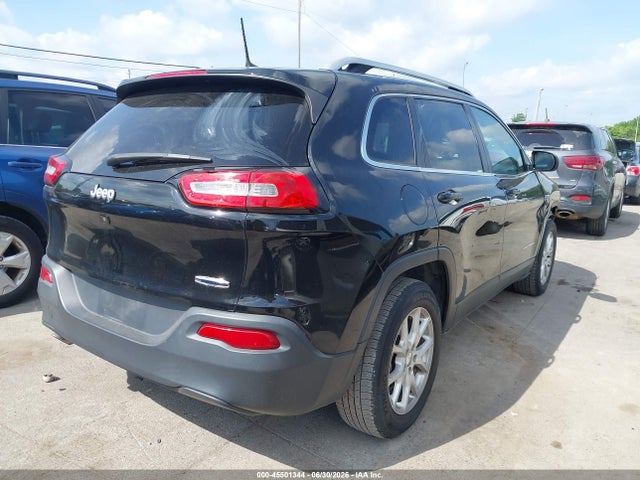 45501344 :رقم المزاد ، 1C4PJLCB8HW619562 vin ، 2017 Jeep Cherokee North مزاد بيع