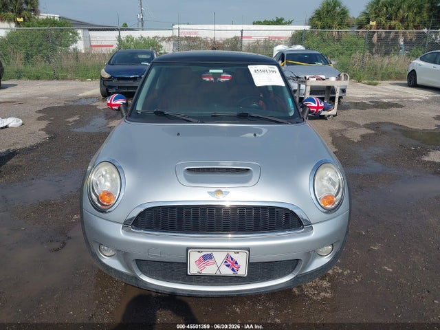 Auction sale of the 2008 Mini Cooper S, vin: WMWMF73598TV37621, lot number: 45501399