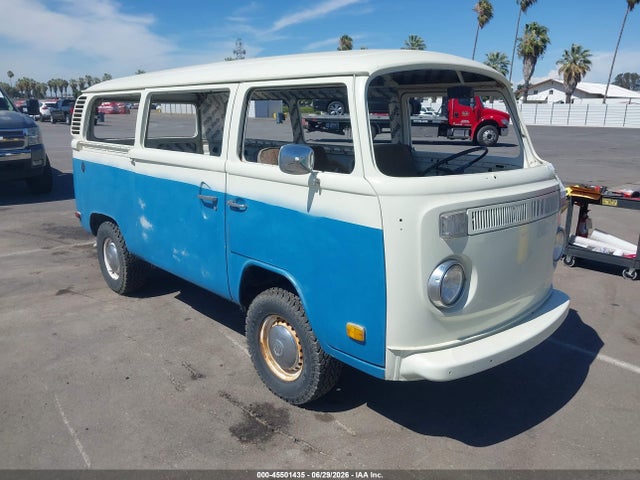 1974 Volkswagen Van მანქანა იყიდება აუქციონზე, vin: 00000002242133059, აუქციონის ნომერი: 45501435