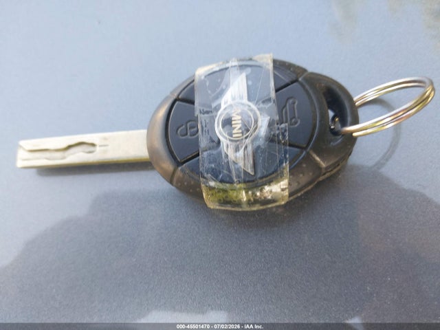 45501470 :رقم المزاد ، WMWRH33546TK59832 vin ، 2006 Mini Cooper S مزاد بيع