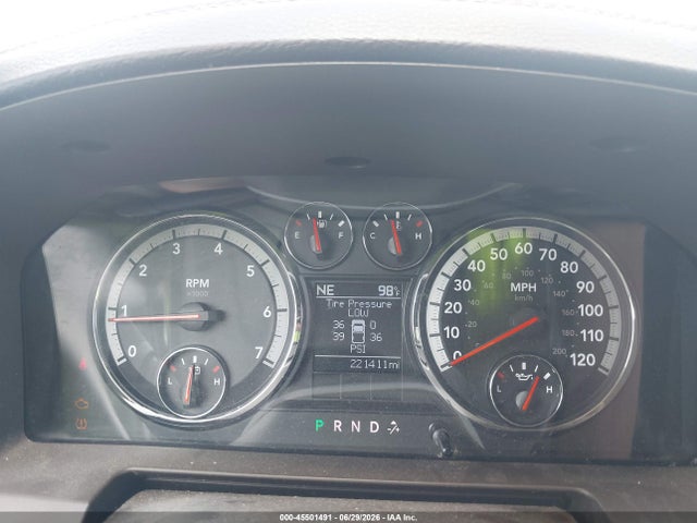 45501491 :رقم المزاد ، 1D7RV1CT4BS646157 vin ، 2011 Ram Ram 1500 Laramie مزاد بيع
