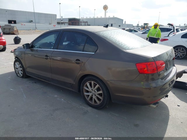 2013 Volkswagen Jetta 2.5l Se მანქანა იყიდება აუქციონზე, vin: 3VWDX7AJ2DM445482, აუქციონის ნომერი: 45501517