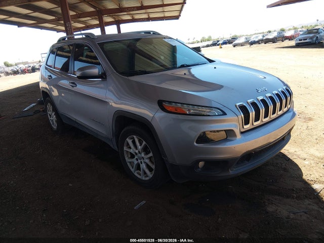 Продаж на аукціоні авто 2017 Jeep Cherokee Latitude, vin: 1C4PJLCS6HD235842, номер лоту: 45501528
