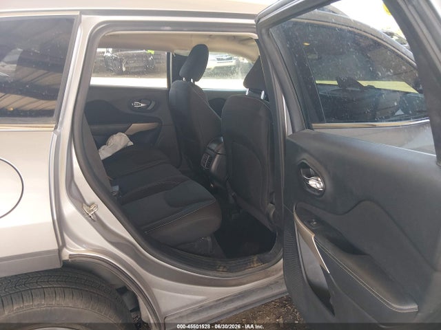 Jeep Cherokee Latitude 2017 1C4PJLCS6HD235842 Image 8