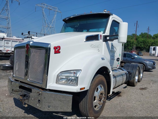 Продаж на аукціоні авто 2020 Kenworth T880, vin: 1XKZD49X1LJ355250, номер лоту: 45501627