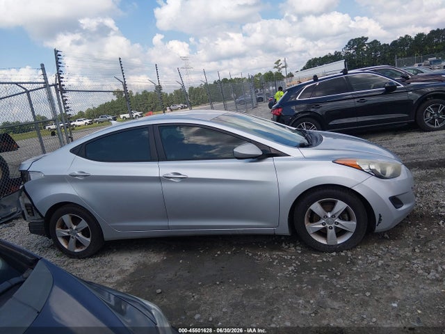 2013 Hyundai Elantra Gls მანქანა იყიდება აუქციონზე, vin: 5NPDH4AE3DH414703, აუქციონის ნომერი: 45501628