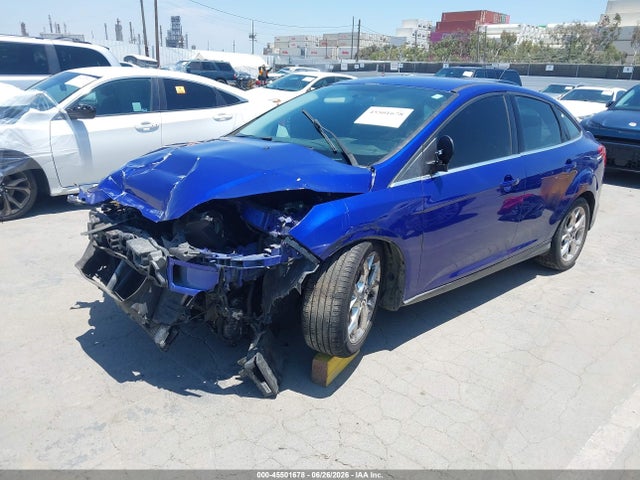 Ford Focus Titanium 2014 1FADP3J26EL357564 Image 2