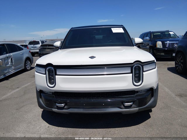 Rivian R1s Adventure 2023 7PDSGABA6PN017536 Image 6