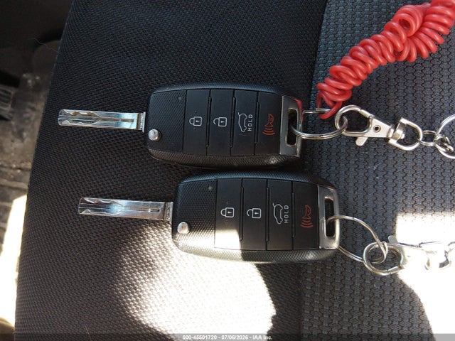 2015 Kia Sportage Lx მანქანა იყიდება აუქციონზე, vin: KNDPBCAC4F7738273, აუქციონის ნომერი: 45501720