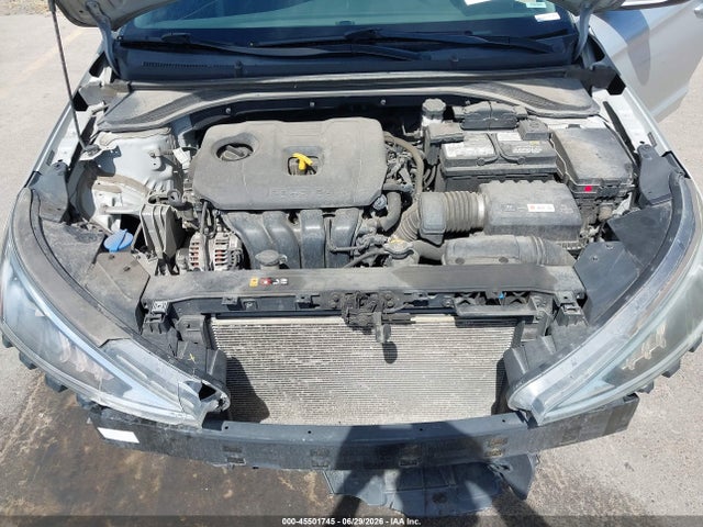 Hyundai ELANTRA SEL 2019 5NPD84LF1KH447122 Image 10