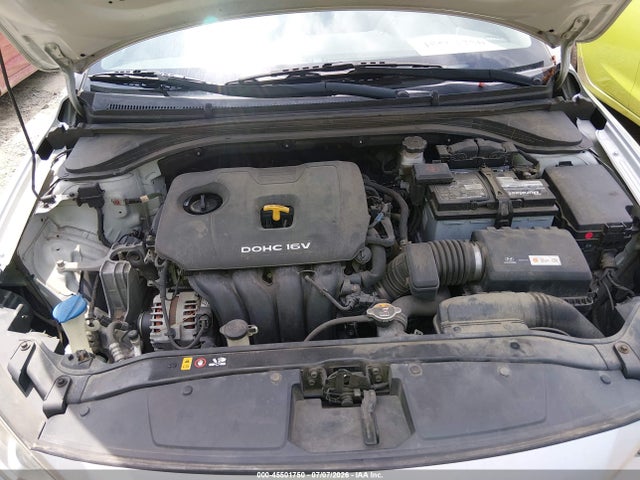 Hyundai ELANTRA SE 2017 KMHD74LF6HU114654 Image 10
