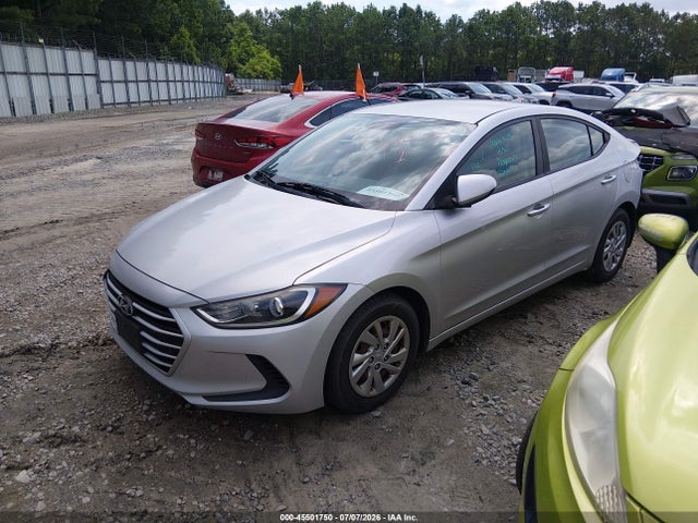 Hyundai ELANTRA SE 2017 KMHD74LF6HU114654 Image 2