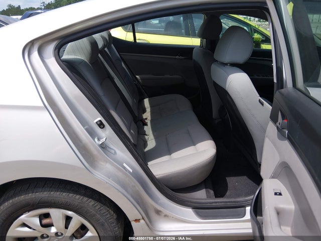 Hyundai ELANTRA SE 2017 KMHD74LF6HU114654 Image 8